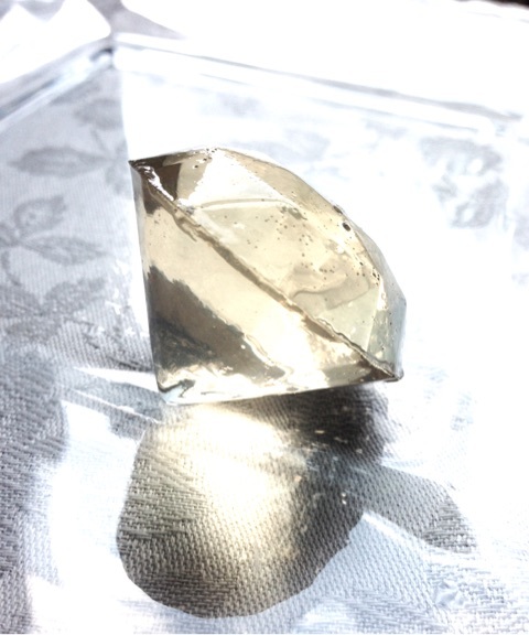 4月の誕生石ダイヤモンドの琥珀糖 Birthstone of April, DIAMOND Kohaku jelly-candy