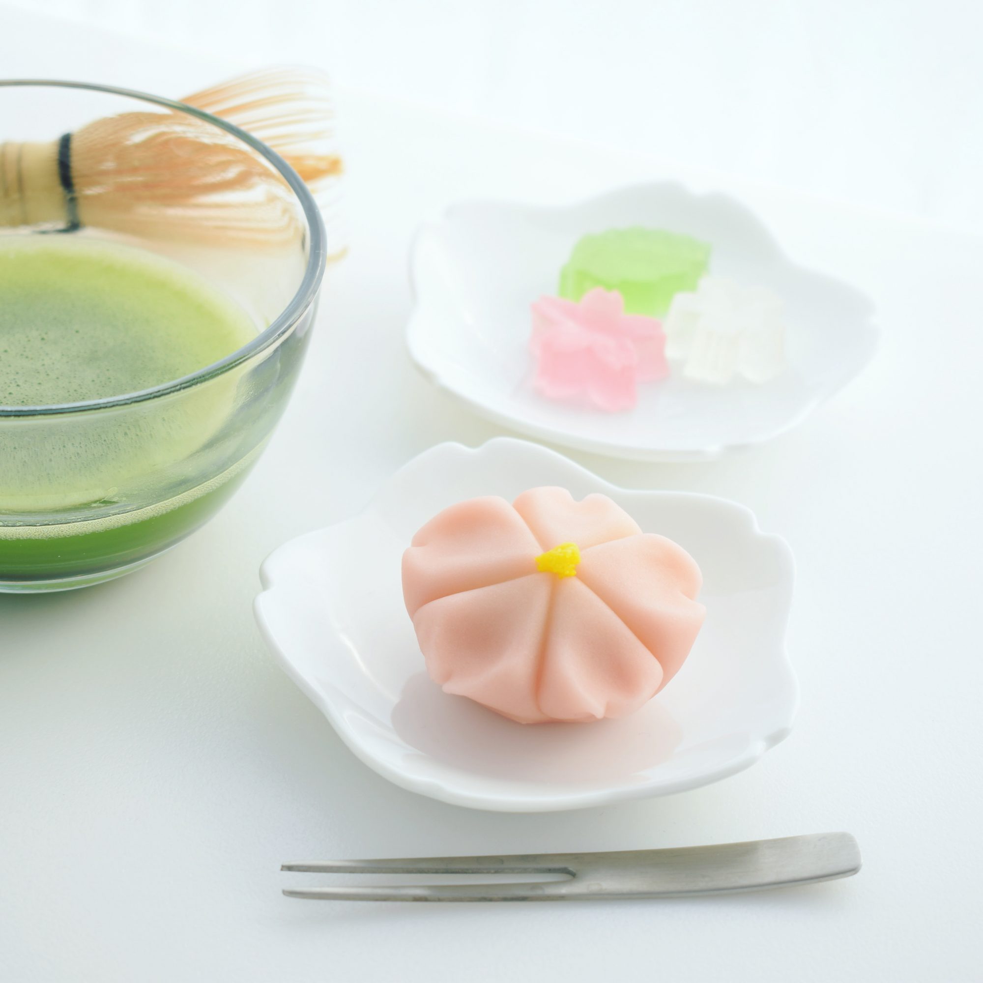 練り切り　さくら　抹茶