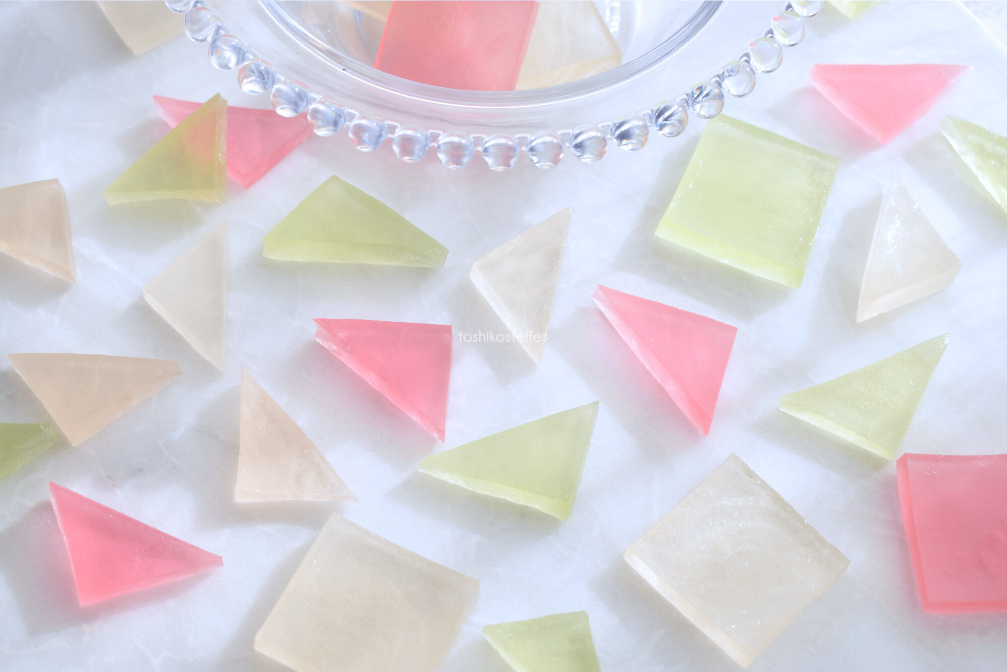 襲の色目（かさねのいろめ）