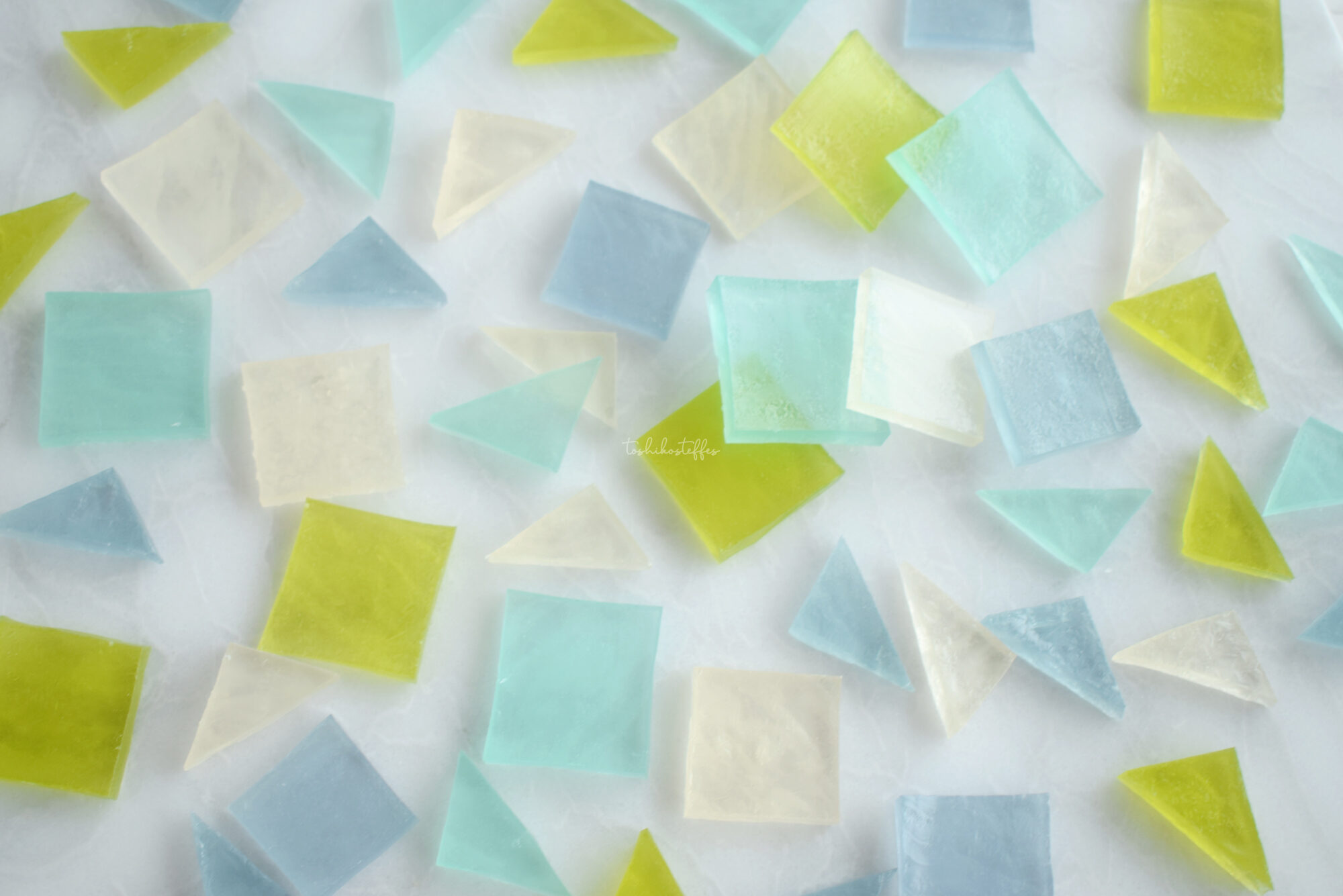 菖蒲重ね　襲の色目