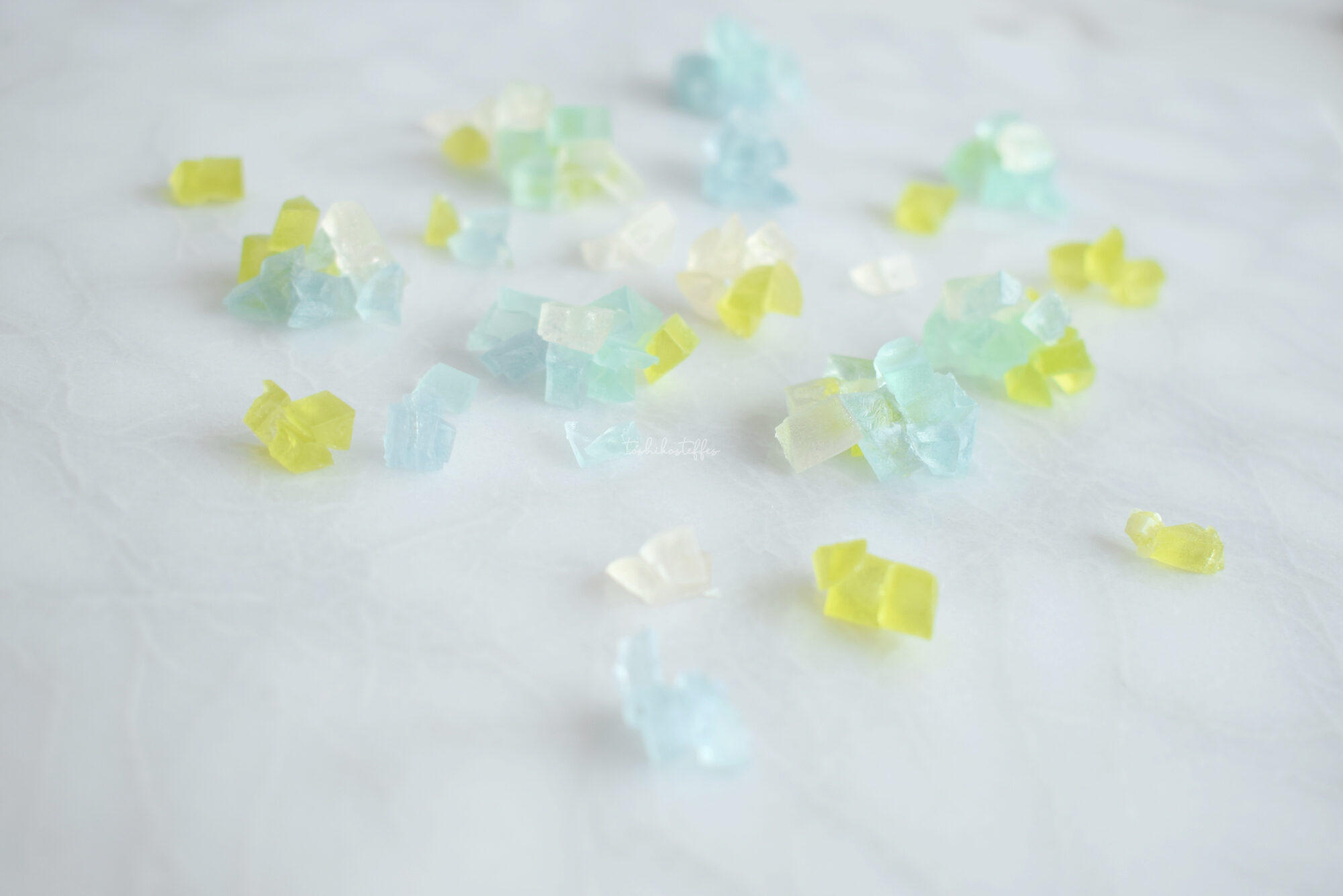 瑠璃唐草　琥珀糖